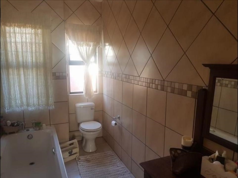 2 Bedroom Property for Sale in Potchefstroom Rural North West